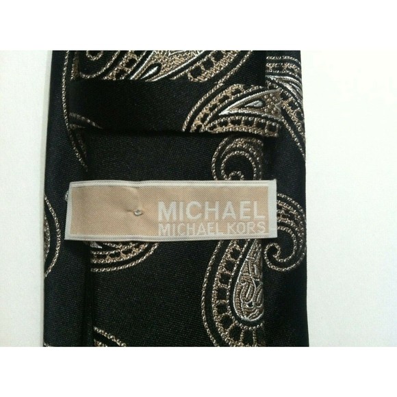 MICHAEL KORS MENS NEW BLACK 100%SILK CLASSIC PAISLEY NECKTIE WIDTH:3 1/4" - Picture 2 of 3